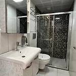 Mandalin Hotel 3*
