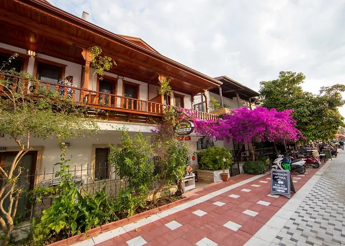 Mandalin Akyaka (Mugla)